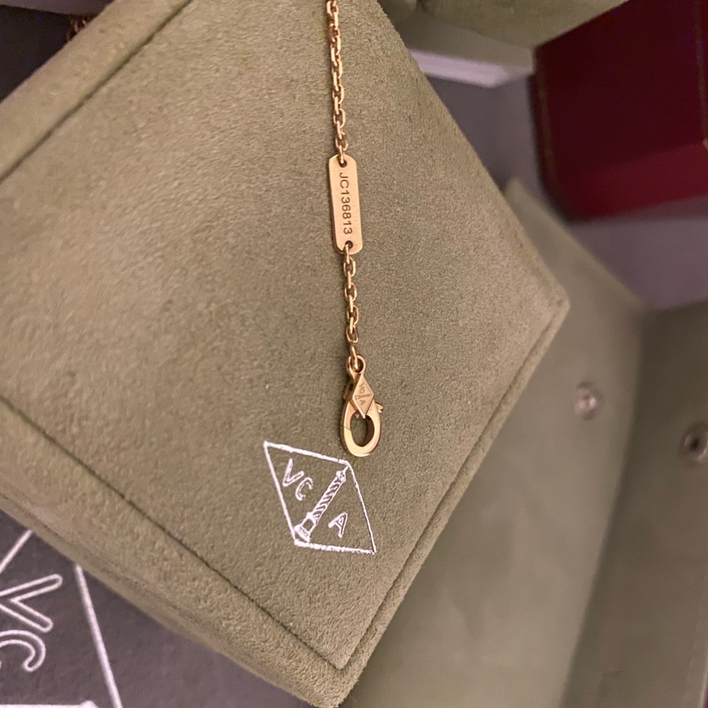 (SOLD) Van Cleef & Arpels Vintage Alhambra Pendant Rose Gold Necklace - Picture 13 of 14